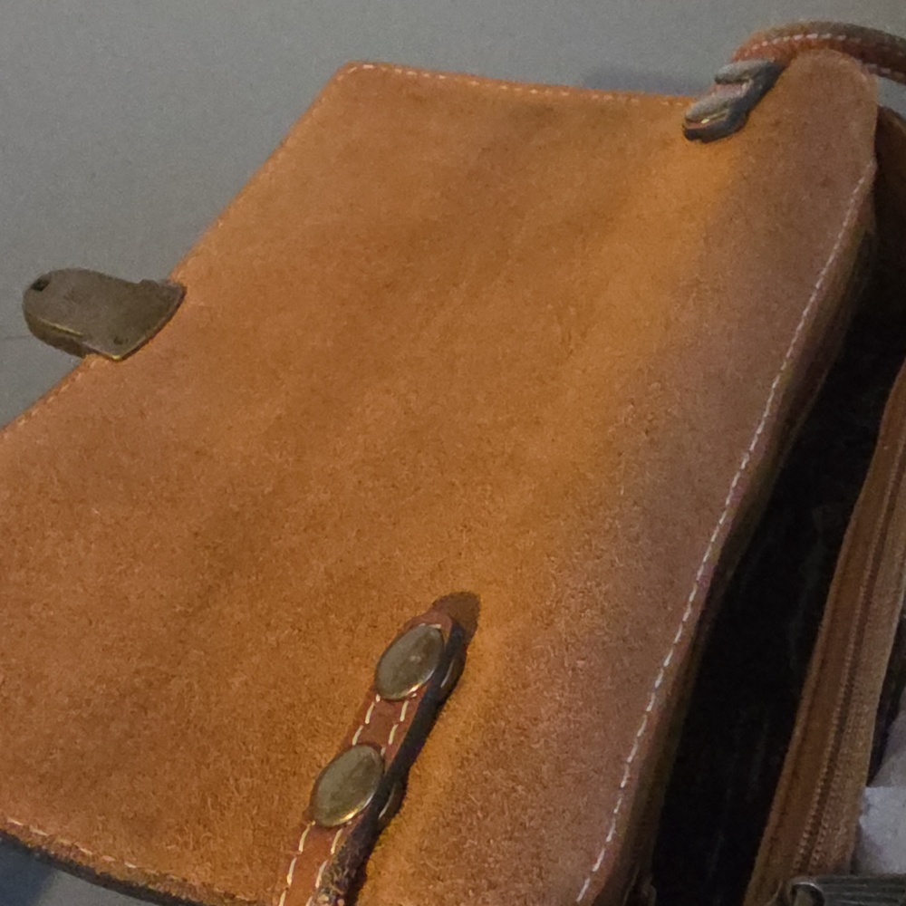 PATRICIA NASH Lanza Leather Crossbody/Clutch Bag - Picture 11 of 15